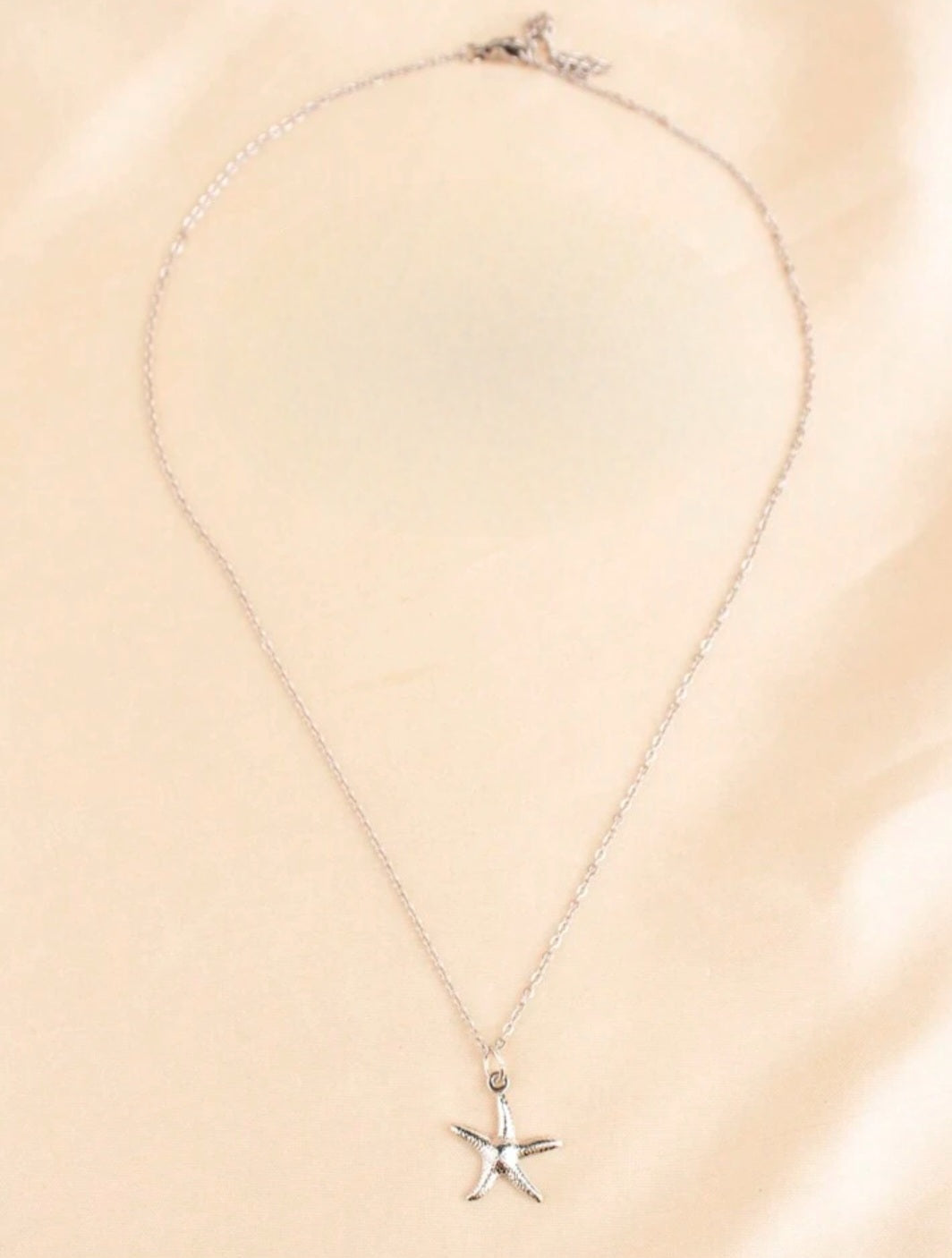 Starfish necklace